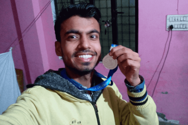 Nishant Jha Iti Iti Yoga 0
