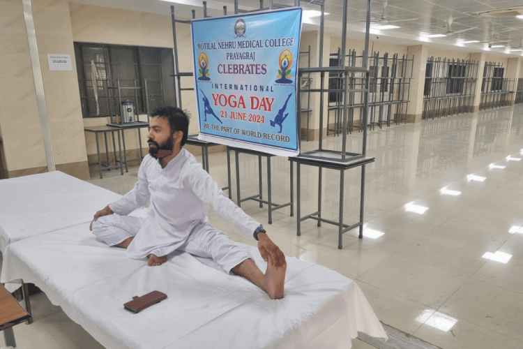 Nishant Jha Iti Iti Yoga 2